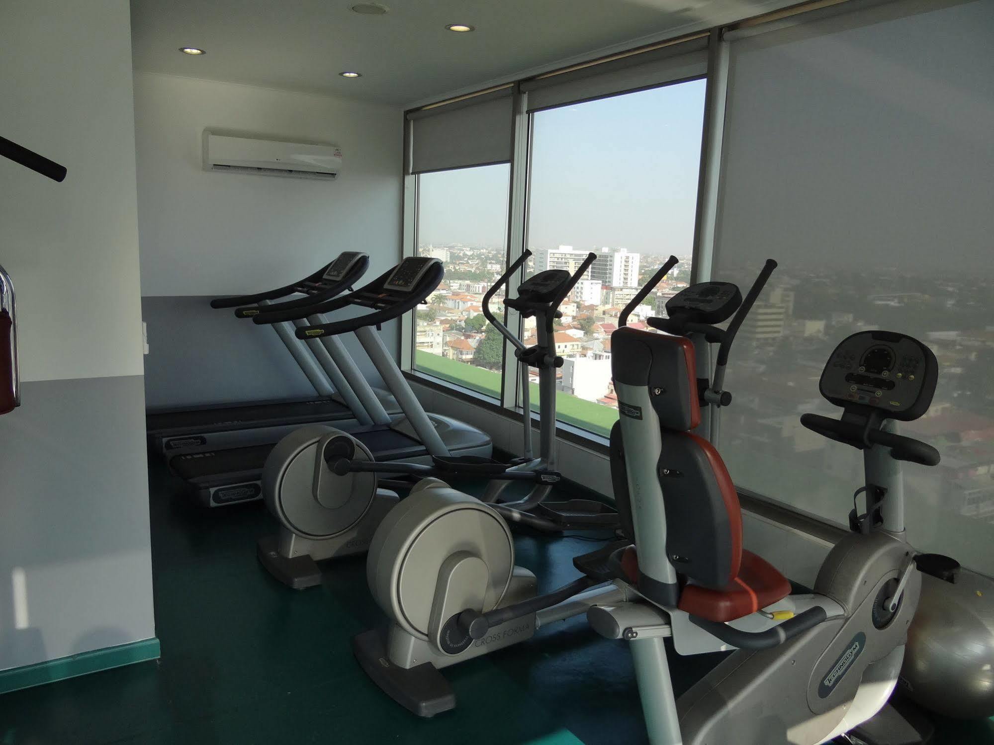Rk Suite Hotel Luanda Exterior photo