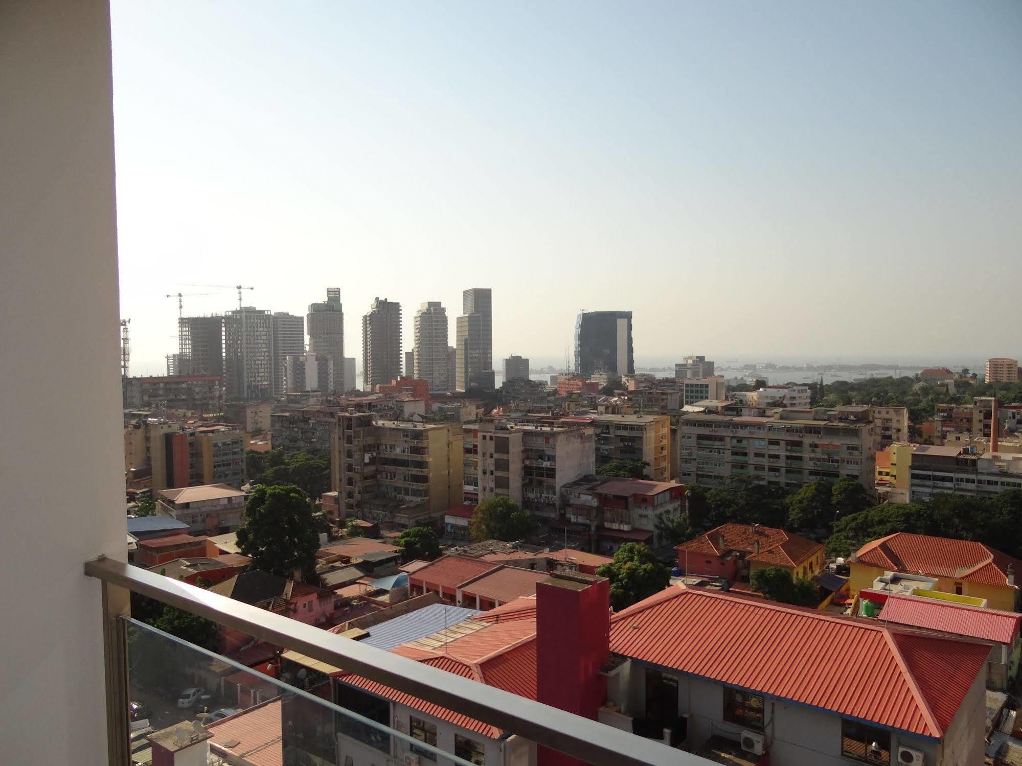 Rk Suite Hotel Luanda Exterior photo